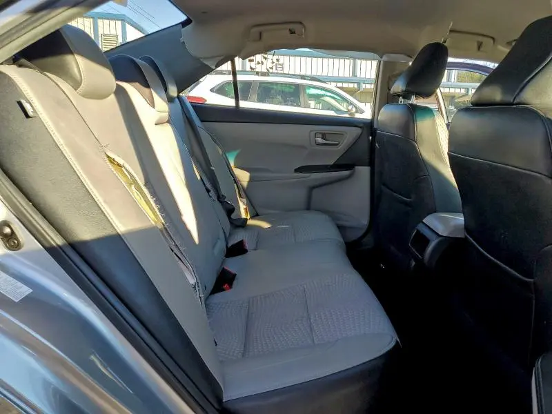 2015 TOYOTA CAMRY LE  