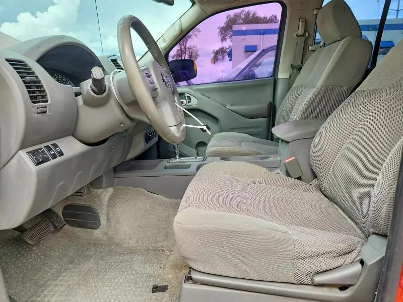 2018 NISSAN FRONTIER SV  