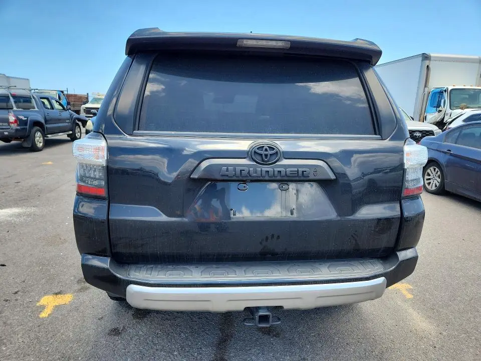 2024 TOYOTA 4RUNNER TRD OFF-ROAD  