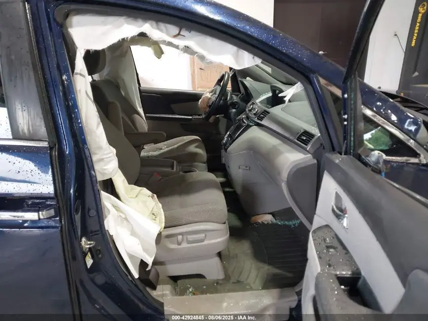 2016 HONDA ODYSSEY SE