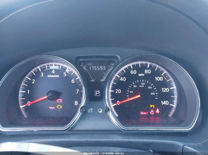 2016 NISSAN VERSA 1.6 SV