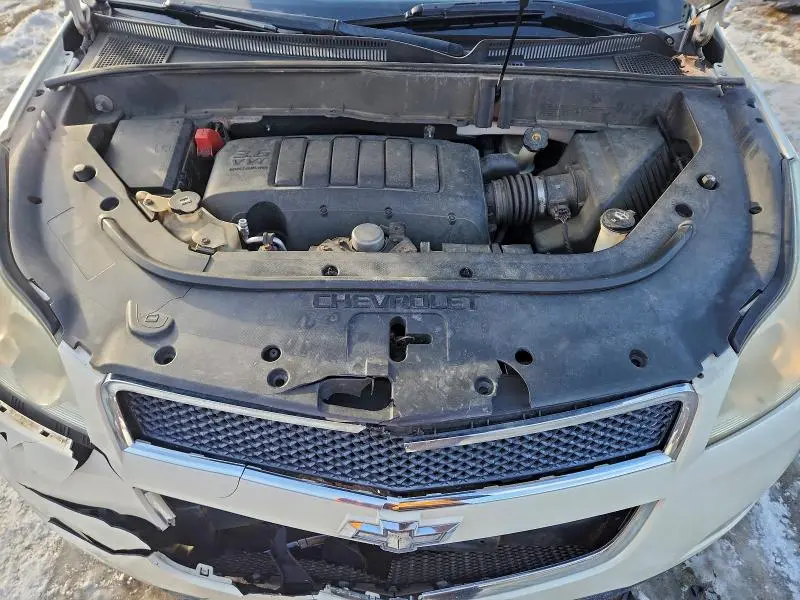 2011 CHEVROLET TRAVERSE LT  