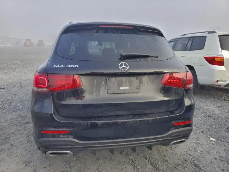 2022 MERCEDES-BENZ GLC 300  