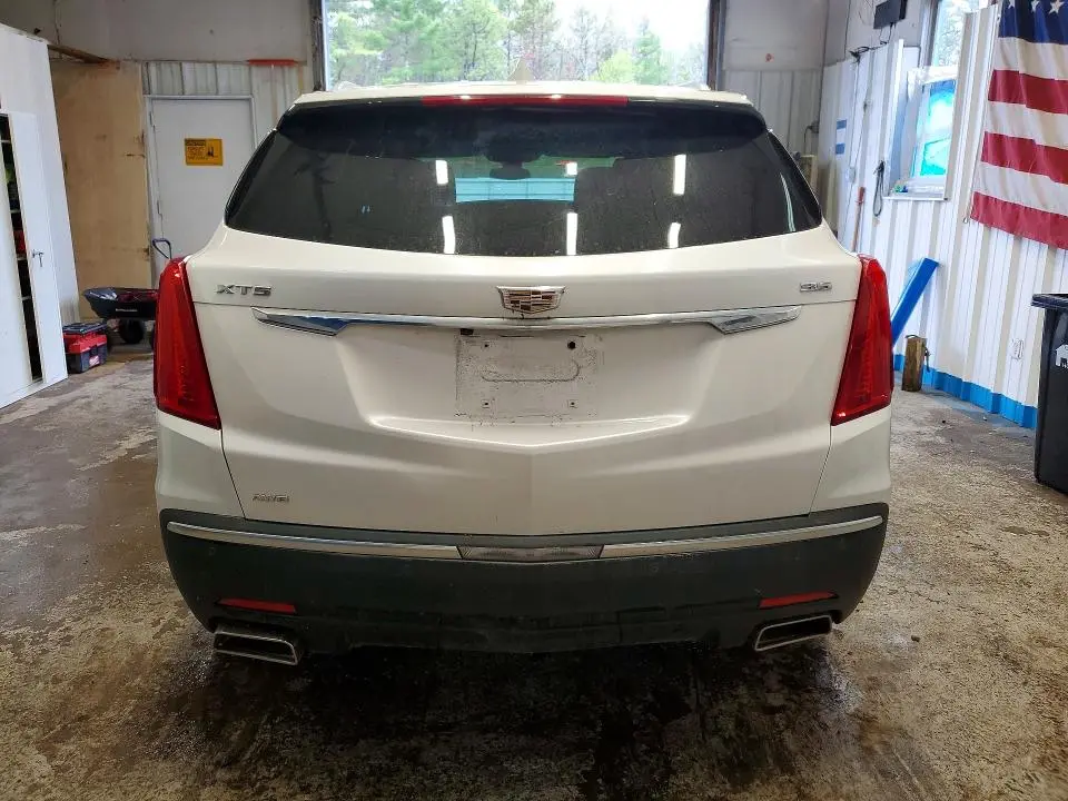 2017 CADILLAC XT5 LUXURY  