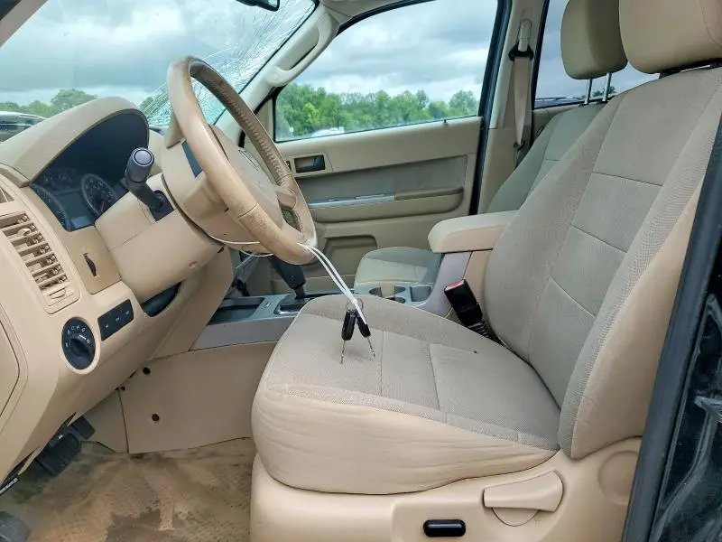 2012 FORD ESCAPE XLT  