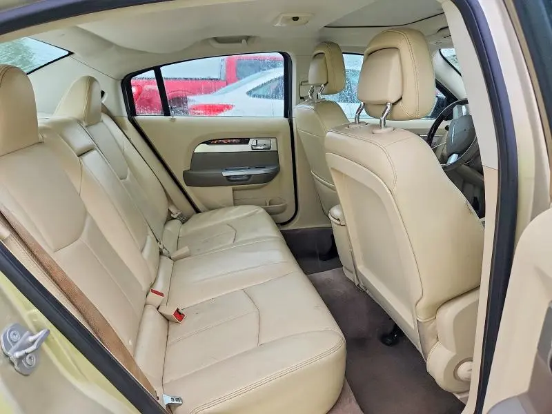 2010 CHRYSLER SEBRING LIMITED  