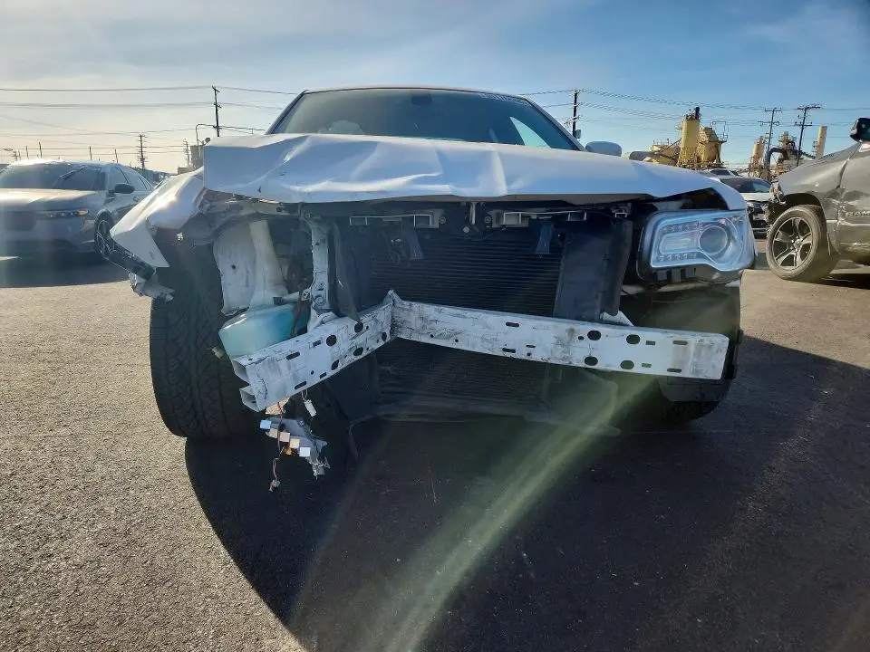 2015 CHRYSLER 300 LIMITED  