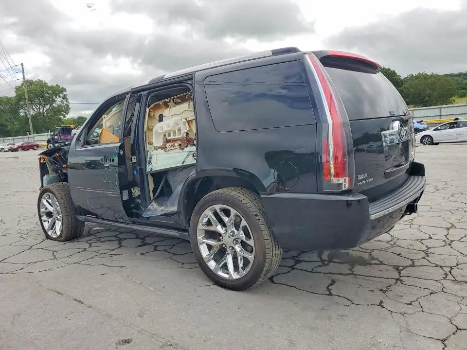2011 CADILLAC ESCALADE PLATINUM  