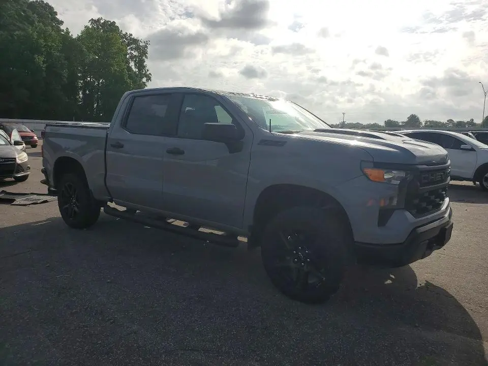2024 CHEVROLET SILVERADO K1500 TRAIL BOSS CUSTOM  