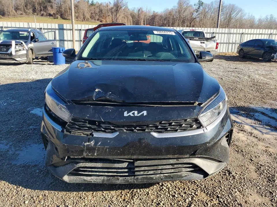 2024 KIA FORTE LX  
