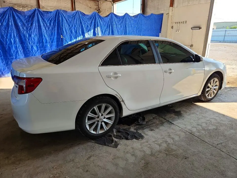2012 TOYOTA CAMRY XLE  