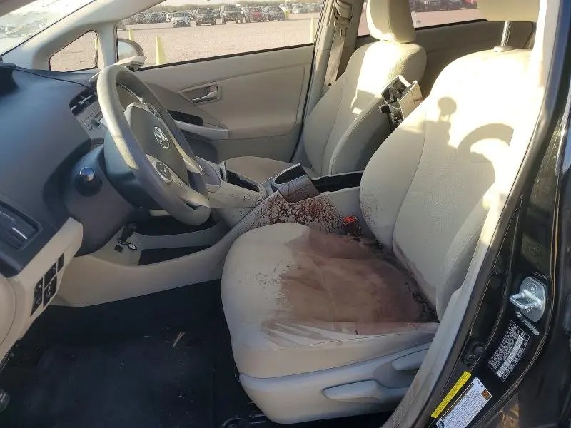 2015 TOYOTA PRIUS THREE  
