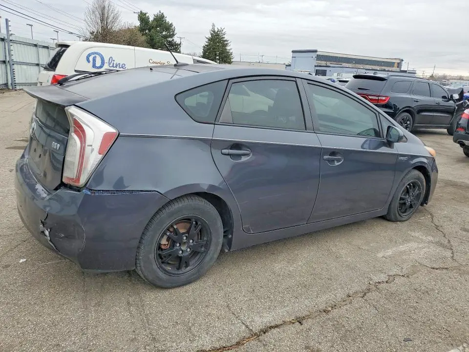 2013 TOYOTA PRIUS THREE  