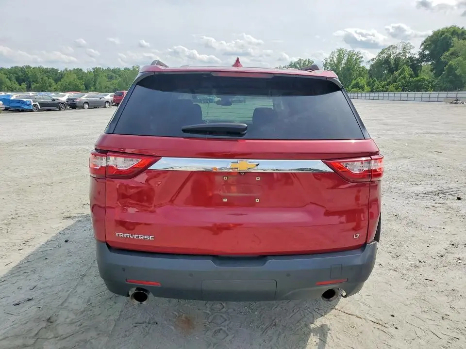 2020 CHEVROLET TRAVERSE LT  