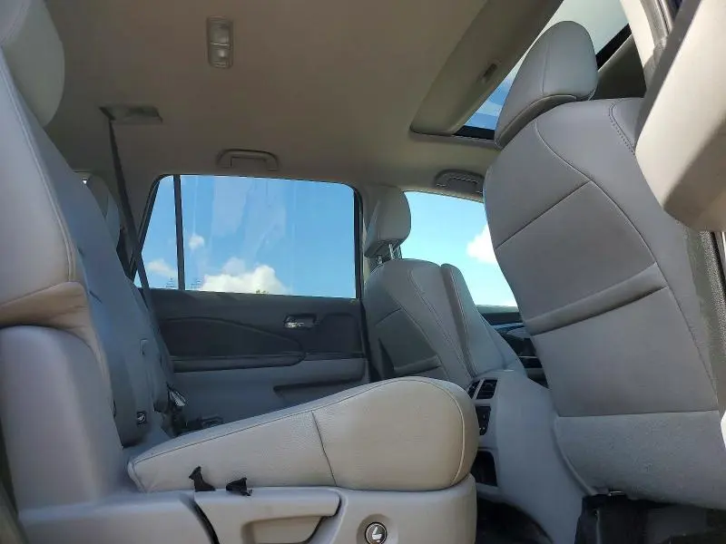 2016 HONDA PILOT EXLN  