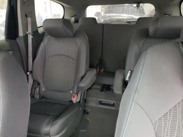 2016 CHEVROLET TRAVERSE LT  