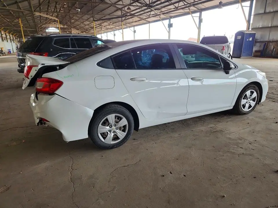 2017 CHEVROLET CRUZE LS  