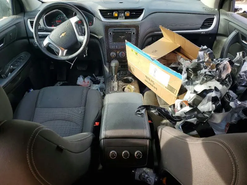 2015 CHEVROLET TRAVERSE LT  