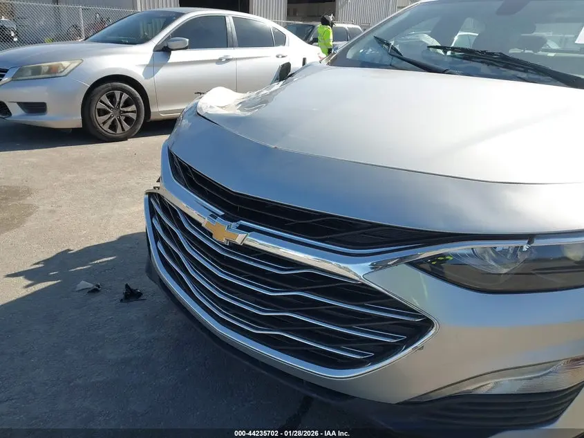 2022 CHEVROLET MALIBU FWD LT