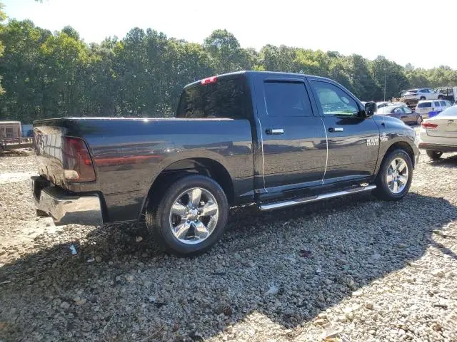 2016 RAM 1500 SLT  