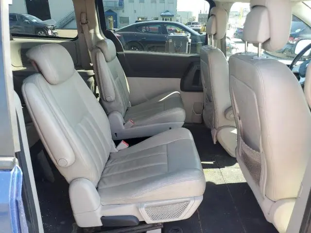 2010 DODGE GRAND CARAVAN SE  