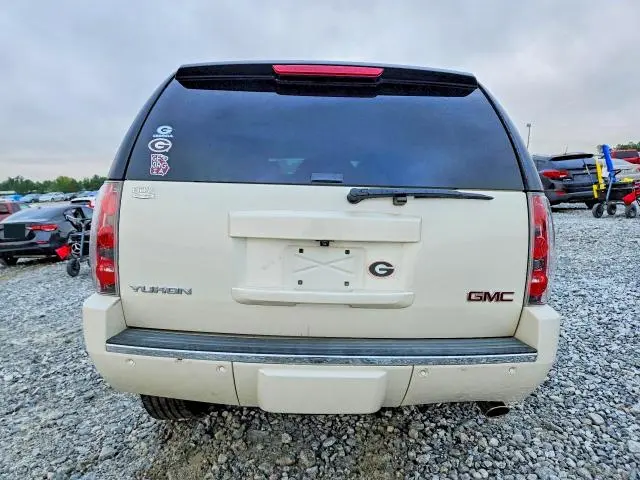 2014 GMC YUKON DENALI  