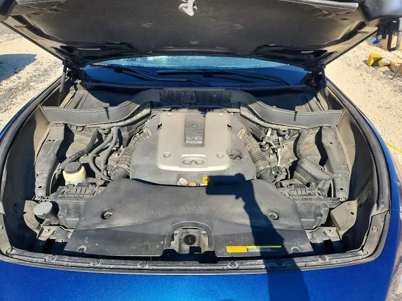 2016 INFINITI QX70   