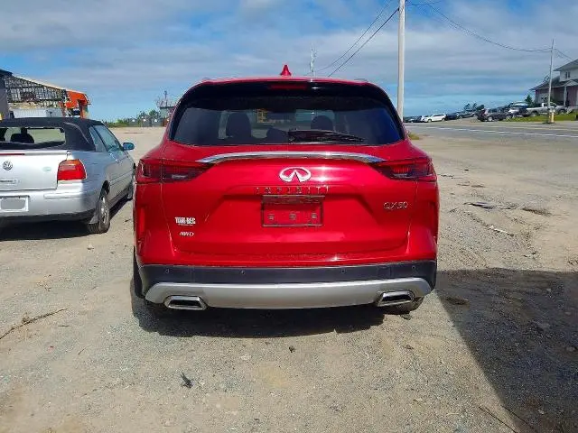 2021 INFINITI QX50 LUXE  
