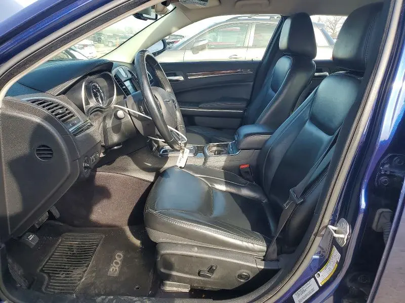 2017 CHRYSLER 300 LIMITED  
