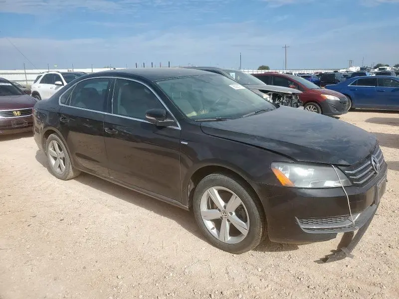 2014 VOLKSWAGEN PASSAT S  