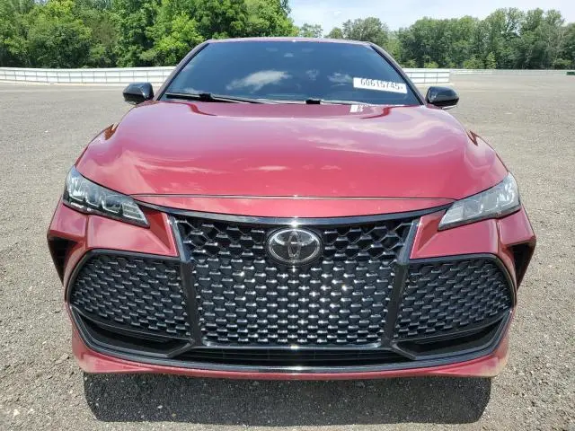 2020 TOYOTA AVALON XSE  