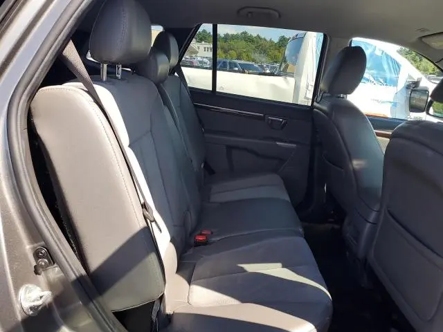 2012 HYUNDAI SANTA FE SE  