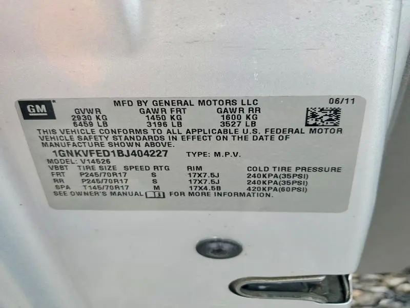 2011 CHEVROLET TRAVERSE LS  