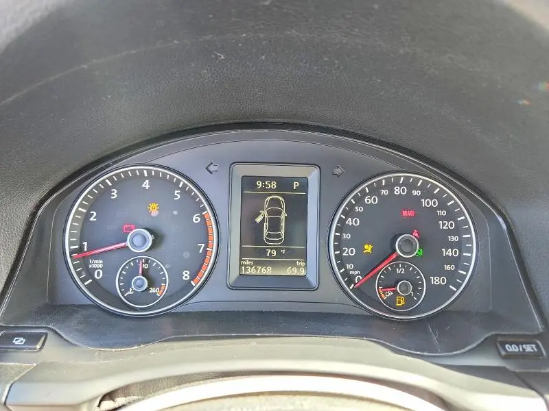 2012 VOLKSWAGEN EOS LUX  