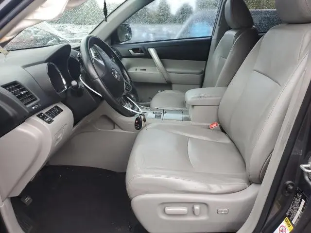2012 TOYOTA HIGHLANDER BASE  