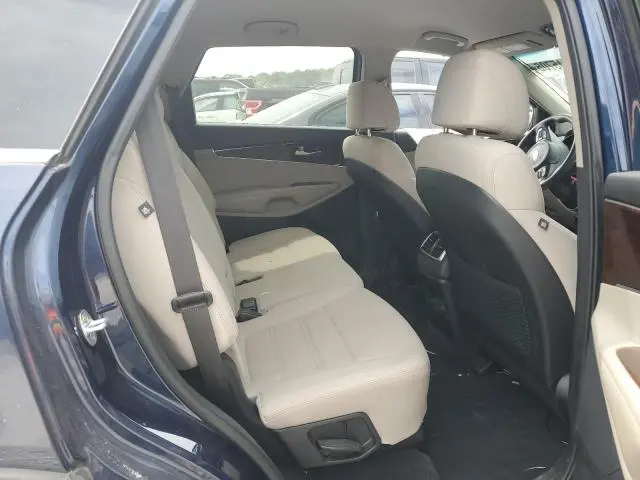 2017 KIA SORENTO LX  