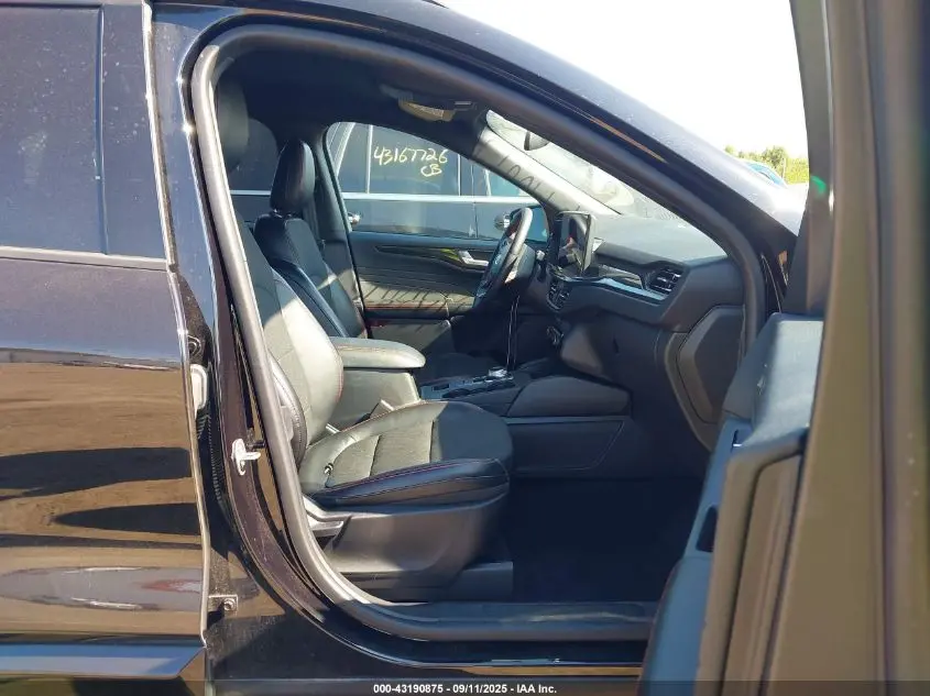 2023 FORD ESCAPE ST-LINE