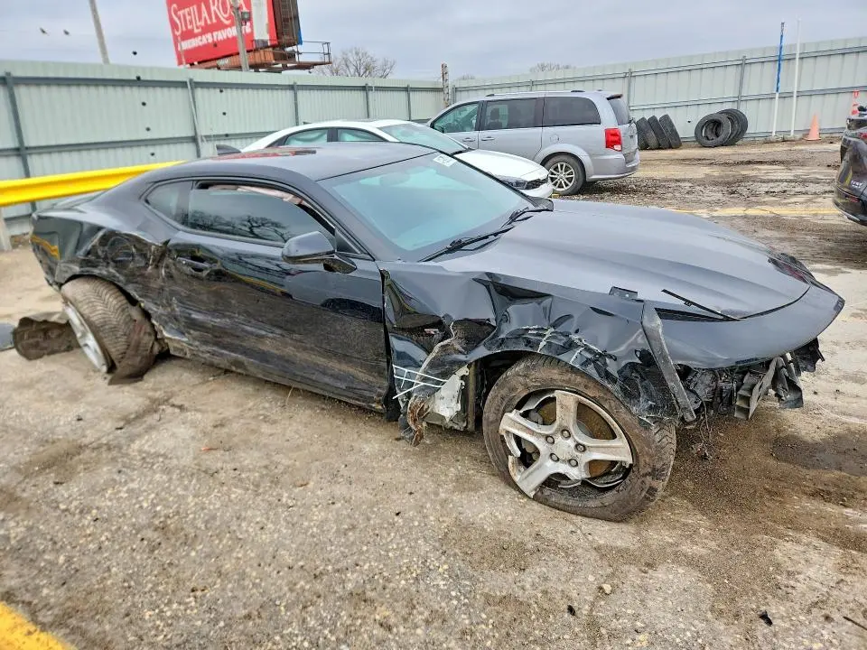 2017 CHEVROLET CAMARO LT  