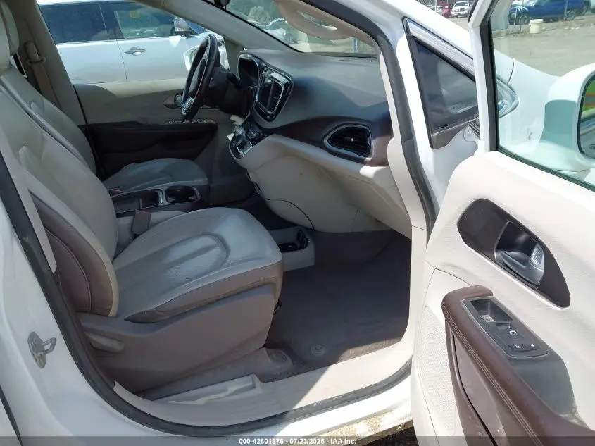 2018 CHRYSLER PACIFICA TOURING L