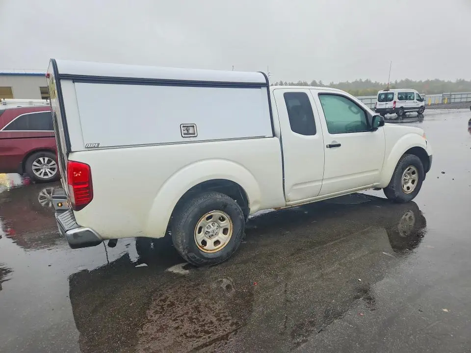 2016 NISSAN FRONTIER S  