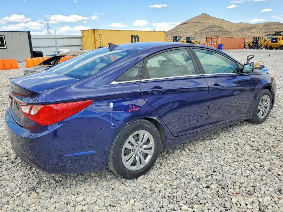 2012 HYUNDAI SONATA GLS  