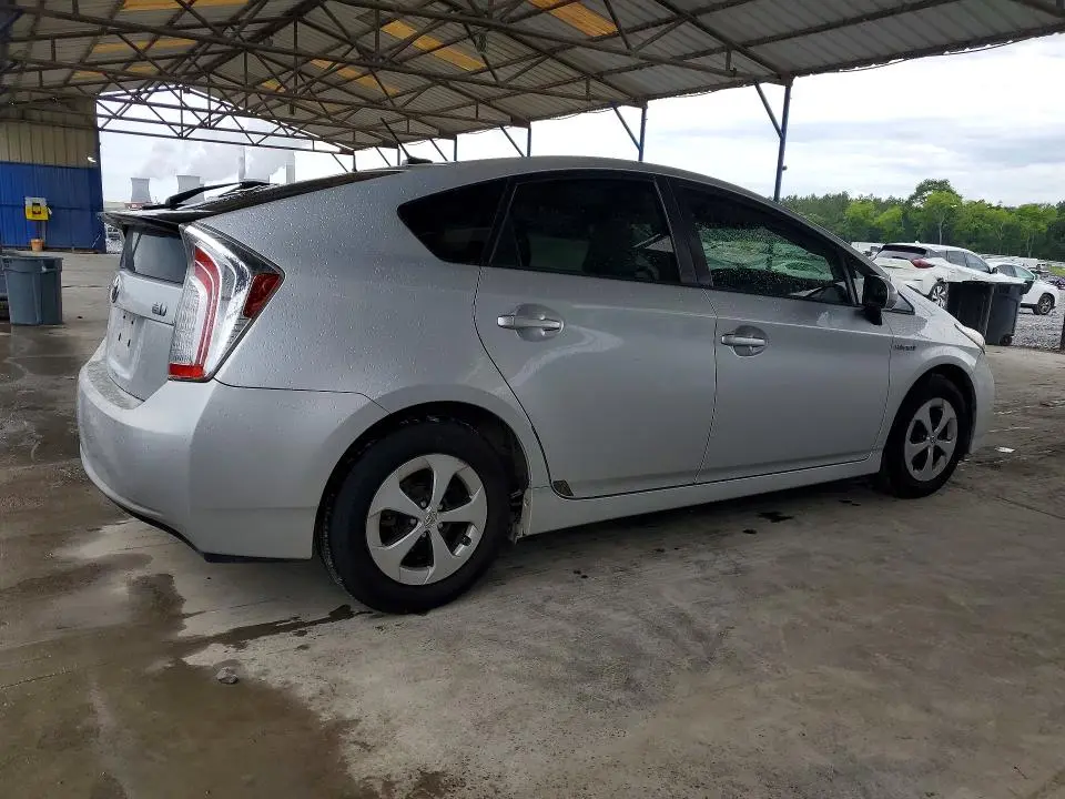 2012 TOYOTA PRIUS THREE  