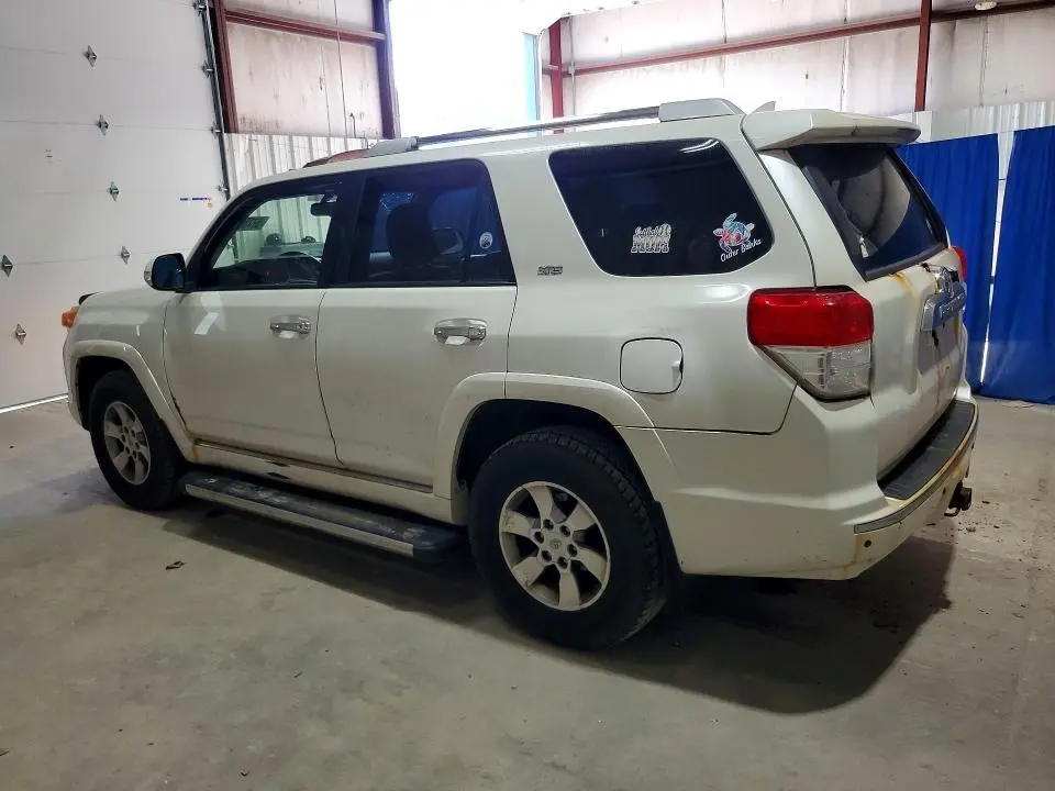 2013 TOYOTA 4RUNNER SR5  