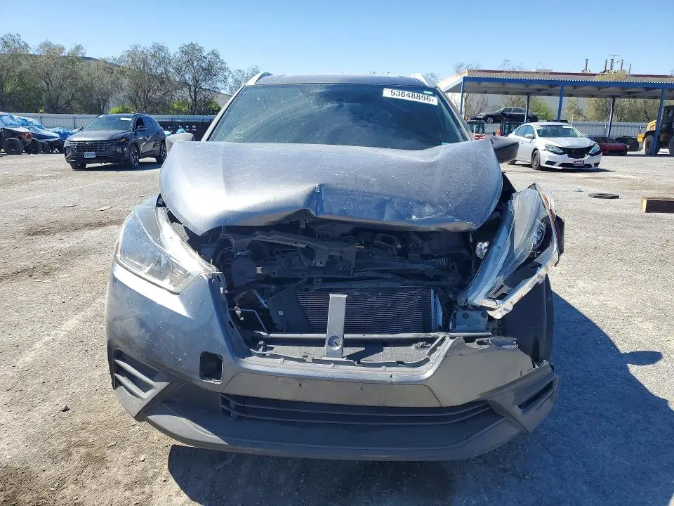 2019 NISSAN KICKS S  