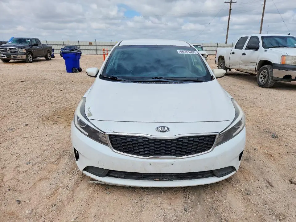2018 KIA FORTE LX  