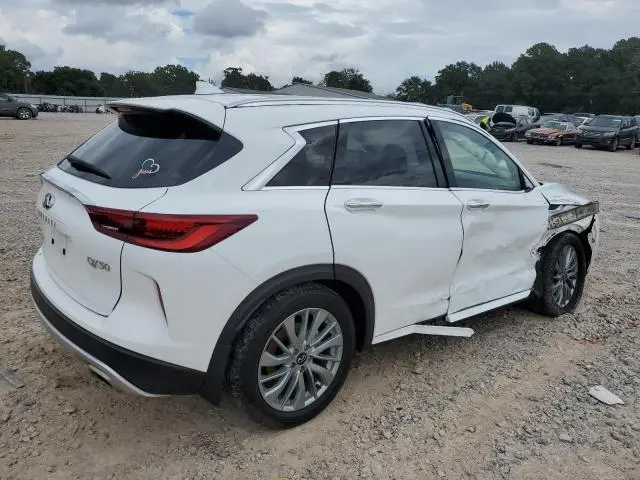 2023 INFINITI QX50 LUXE  