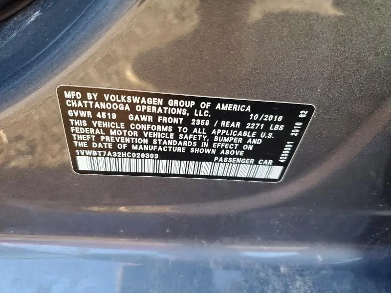 2017 VOLKSWAGEN PASSAT SE  