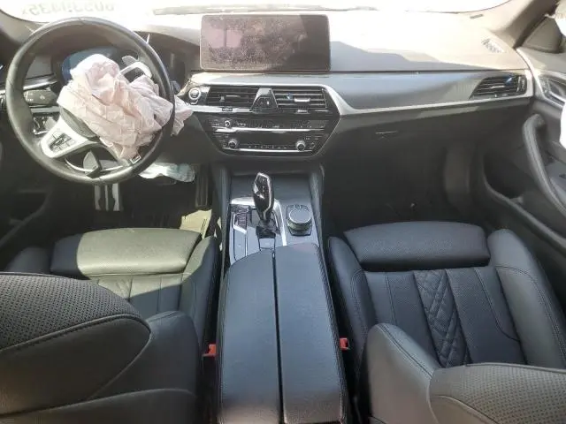 2022 BMW 530 XI  