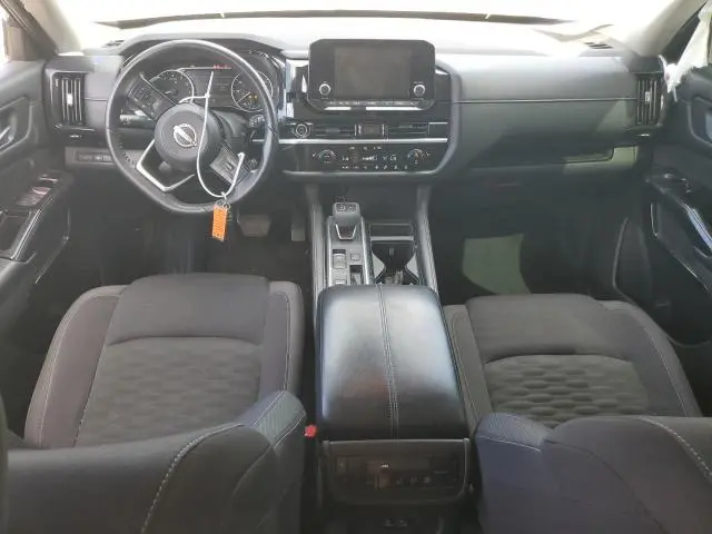 2022 NISSAN PATHFINDER SV  