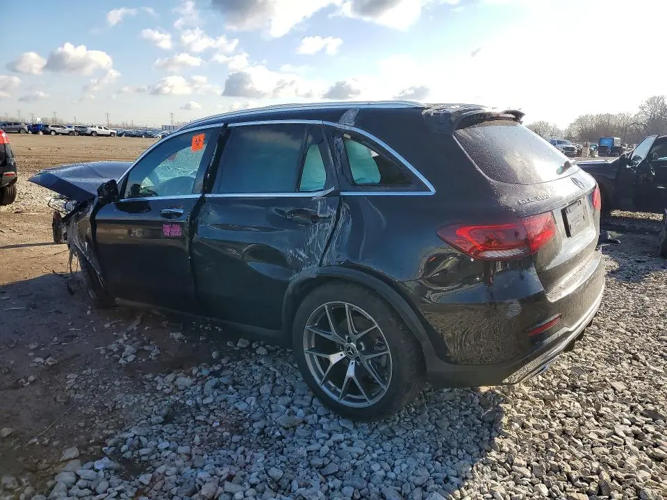 2021 MERCEDES-BENZ GLC 300 4MATIC  